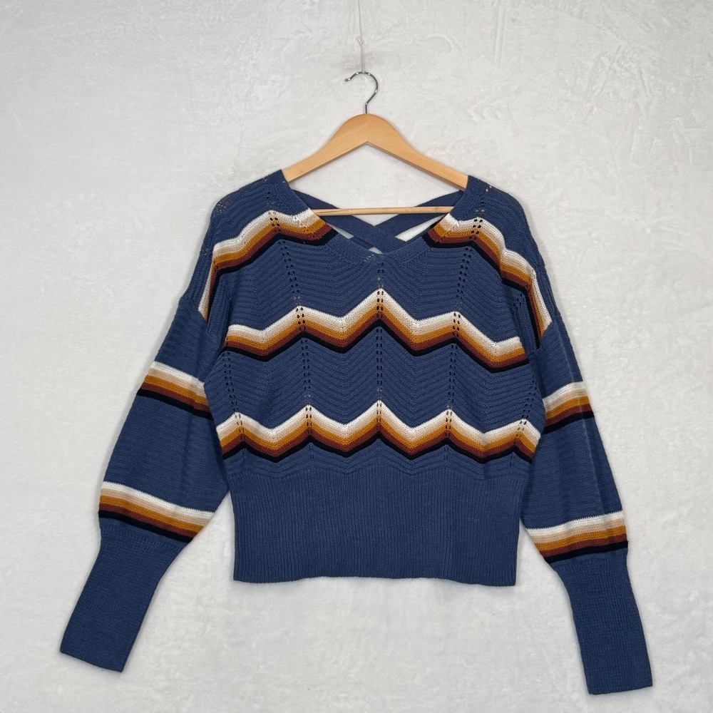 ECT WITH LOVE Blue Chevron V-Neck Strappy Back‎ Sweater Large